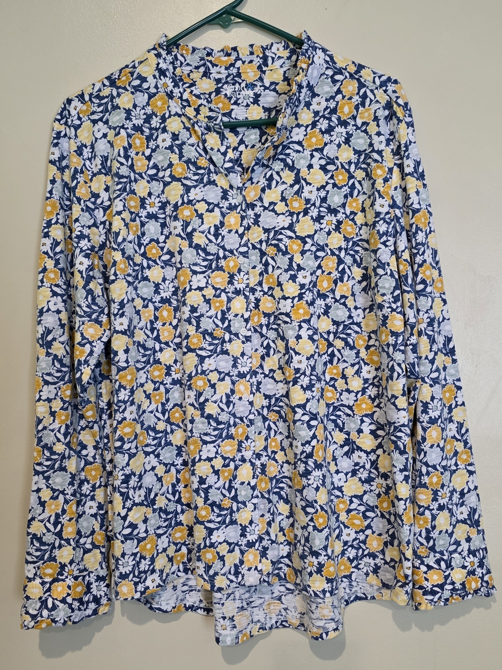 Navy Floral Button-Front Top with Yellow Accents Ruffle Collar Spring Summer L